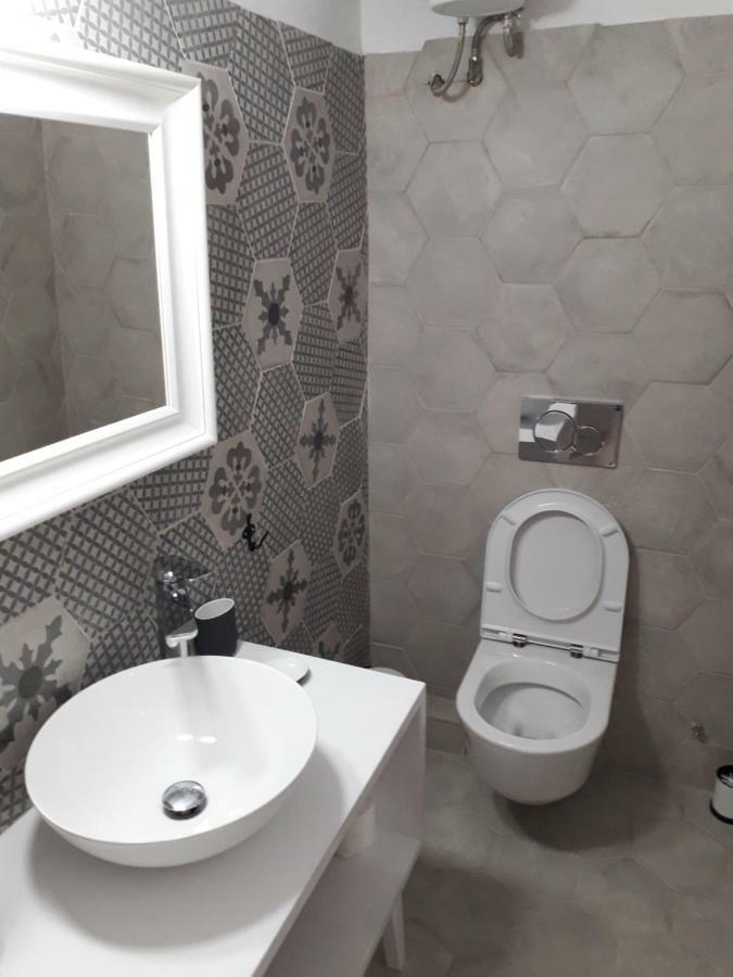 Filenia Hotel Hydra  Buitenkant foto